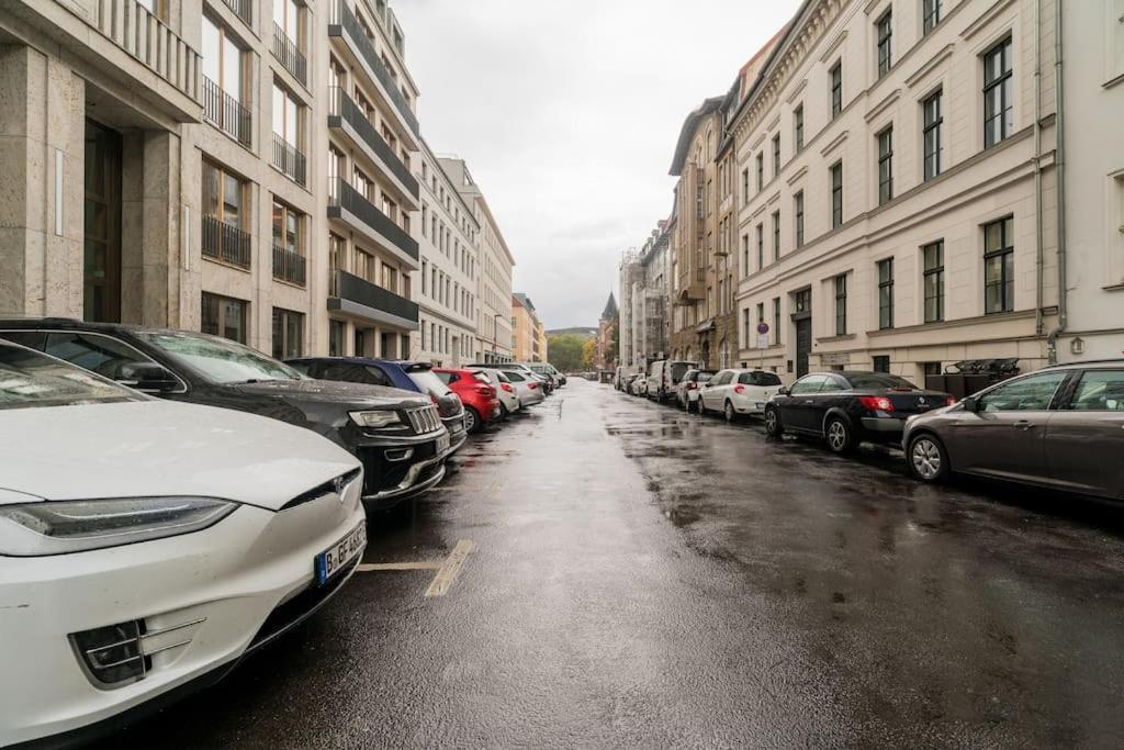 Ruhige Dachwohnung Mit Terrasse Berlin Mitte - Spacious Modern Rooftop Loft In Berlin Mitte Luaran gambar